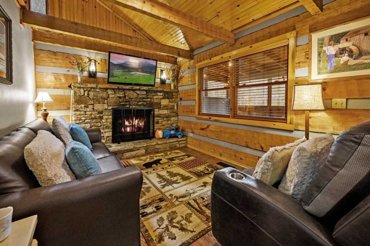The Robins Nest With Hot Tub Villa พิเจนฟอร์จ ภายนอก รูปภาพ