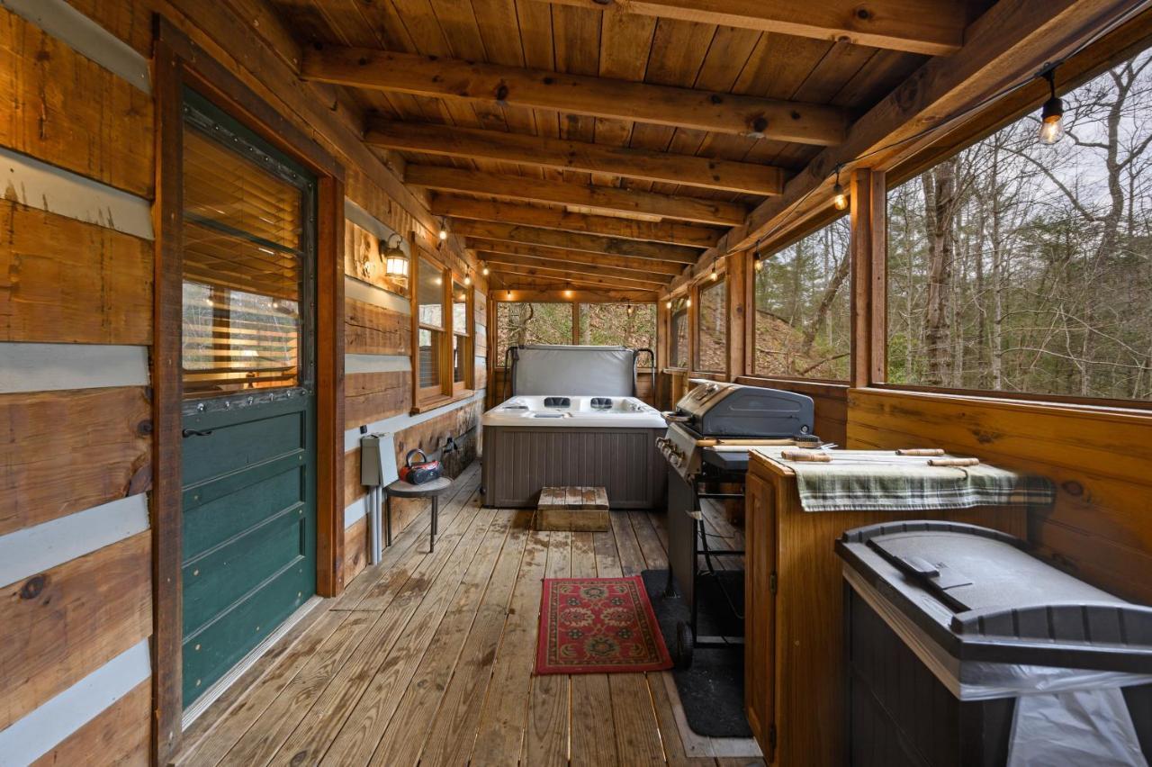 The Robins Nest With Hot Tub Villa พิเจนฟอร์จ ภายนอก รูปภาพ