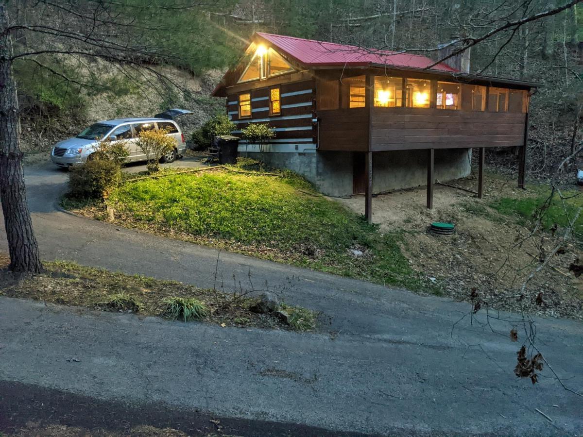 The Robins Nest With Hot Tub Villa พิเจนฟอร์จ ภายนอก รูปภาพ