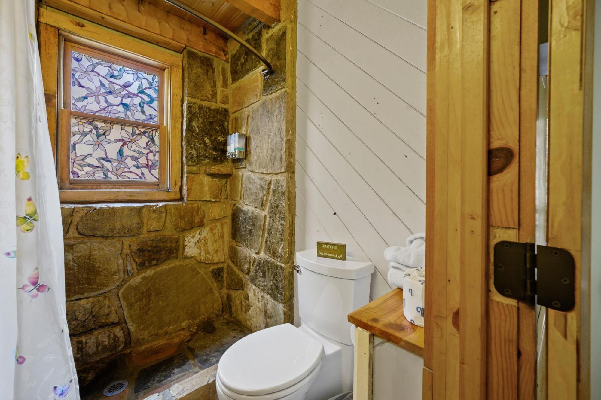 The Robins Nest With Hot Tub Villa พิเจนฟอร์จ ภายนอก รูปภาพ